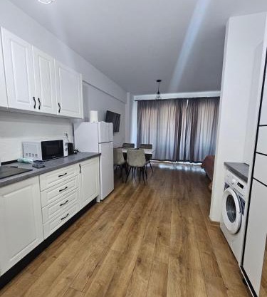 Studio triplu Saturn nr 2