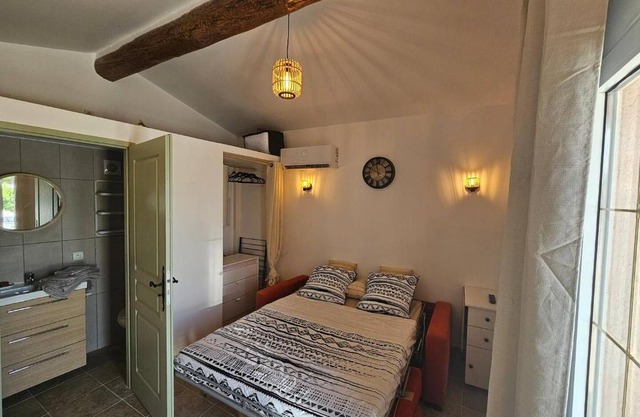 Studio Vu sur l'O2 Là