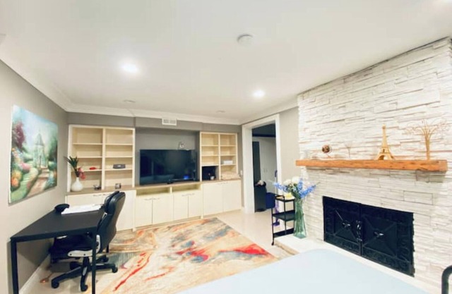 Studio with the View of the Pool & Spa