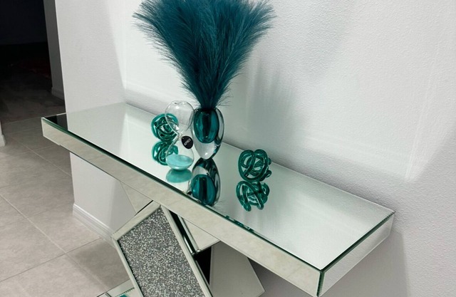 Stunning 4Bedroom Escape in Wesley Chapel Spacious, Stylish, and Ready for You!"