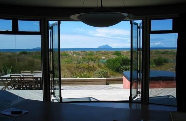 Impresionante Beach Front House