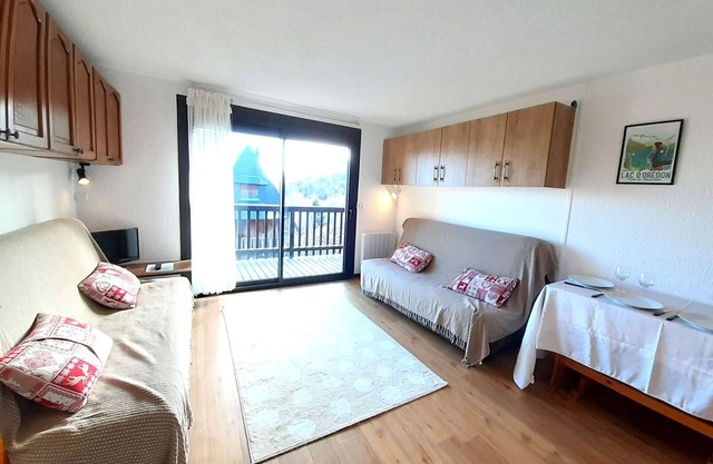Acogedor chalet para 4 personas con balcón y cerca de remontes en Saint-Lary-Soulan