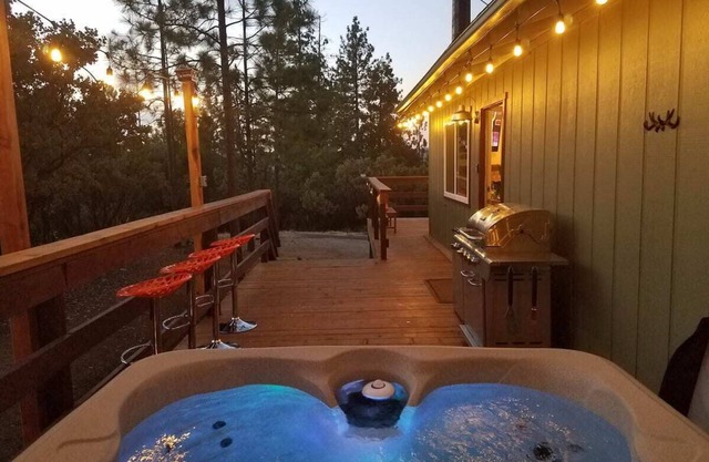 Stunning Chalet with No Immediate Neighbors!