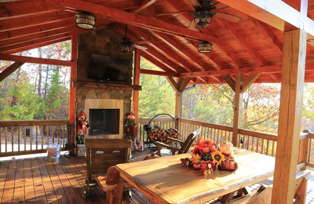 Impresionantes vistas a la montaña expansivas - 3 habitaciones King, 3 baños, privacidad