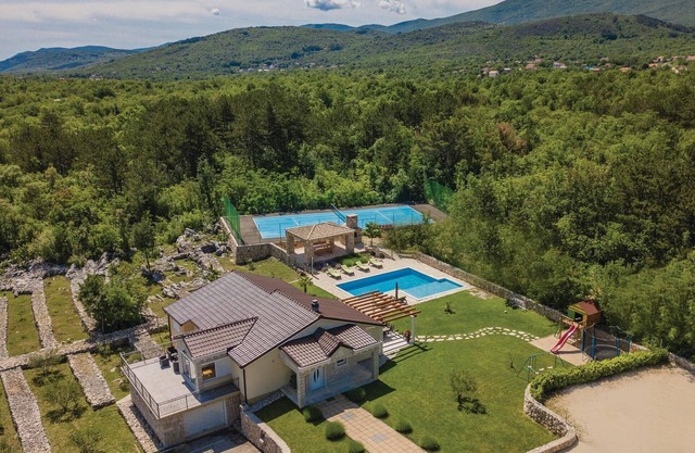 Impresionante casa en Grubine