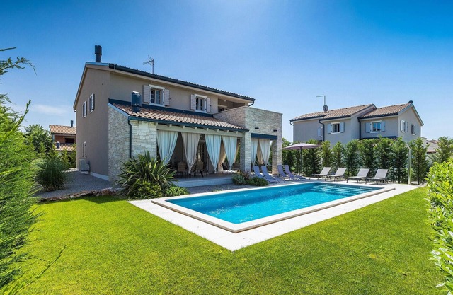 Impresionante casa en Zminj