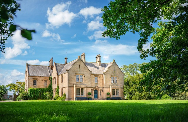 Lujoso-Casa-Baño privado-Vista al campo-Healey Hall