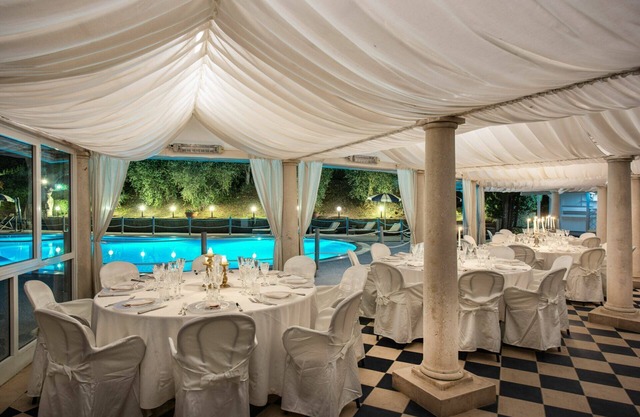 Preciosa casa de vacaciones privada para 14 personas con A/C, WIFI, piscina privada