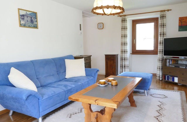 Maravillosa casa de vacaciones privada con WIFI, TV, patio, mascotas permitida y vista panorámica