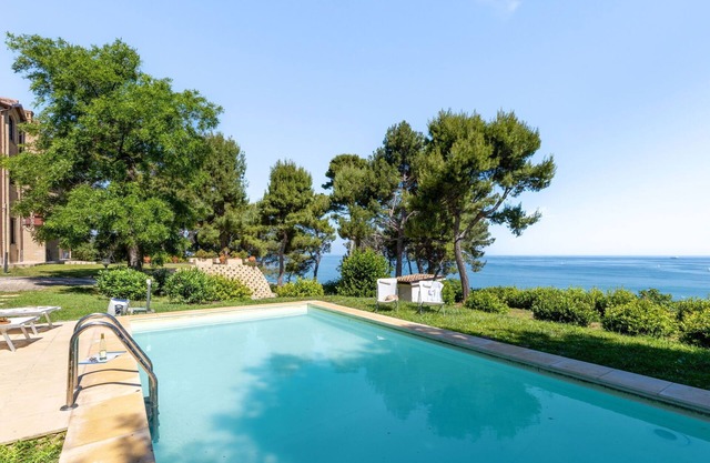 Preciosa casa de vacaciones privada con WIFI, piscina privada, A/C, TV, terraza, vista panorámica