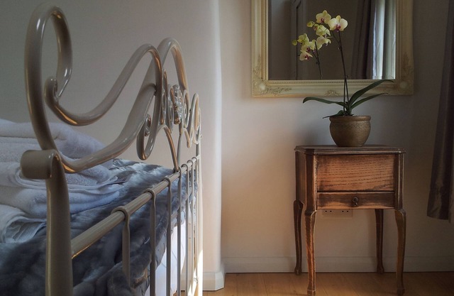 Impresionante refugio boutique escandinavo con vistas panorámicas al campo