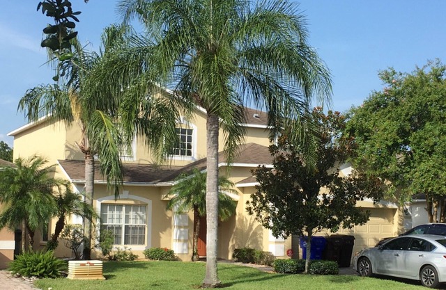 Impresionante villa Lakeside con orientación sur en los lagos de Cumbrian, Kissimmee Florida