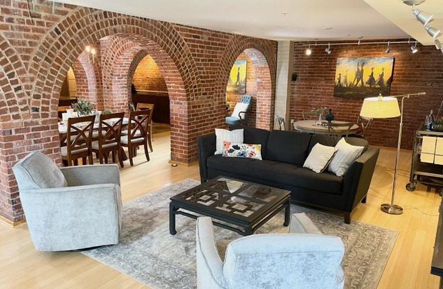Stunning & Spacious 3BR Downtown Condo