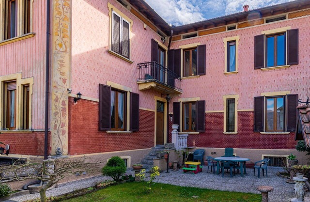 Maravillosa casa de vacaciones para 7 personas con WIFI, TV y balcón