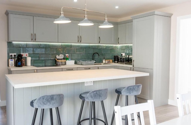 Stylish 4 Bed, newly renovated home in Nottingham