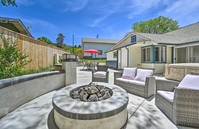 Stylish Basecamp 6850 Near Downtown Williams!