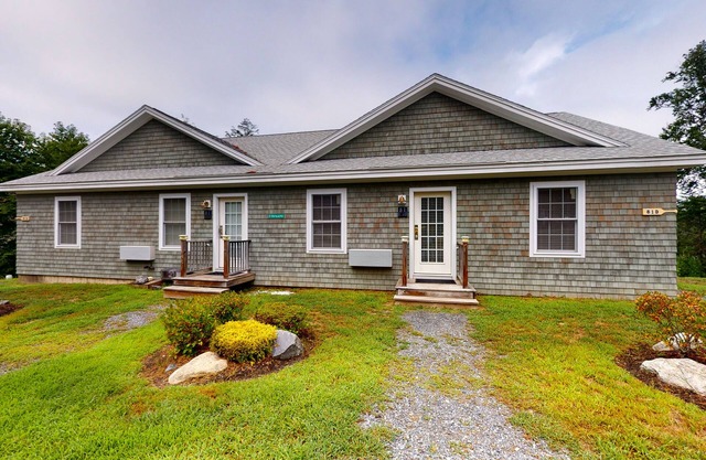 Stylish Condo at Sheepscot Harbor Resort w/Free WiFi, River Views, & Balcony