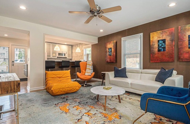 Stylish Dundee Home 4min UNMC, 15min CHI Center