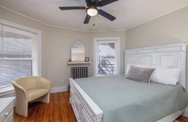 Stylish NOTA Apartment Queen+ Sofa-Bed & Parking