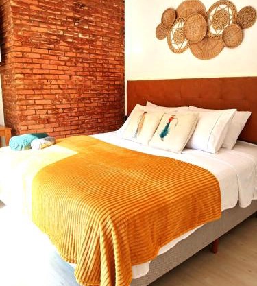 Suíte Casal no Centro de Guararema - Vilarejo