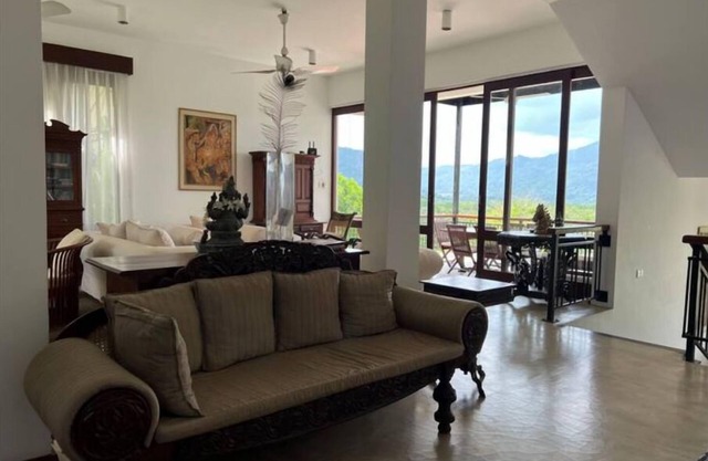 Subashri Villa 1Br [4}