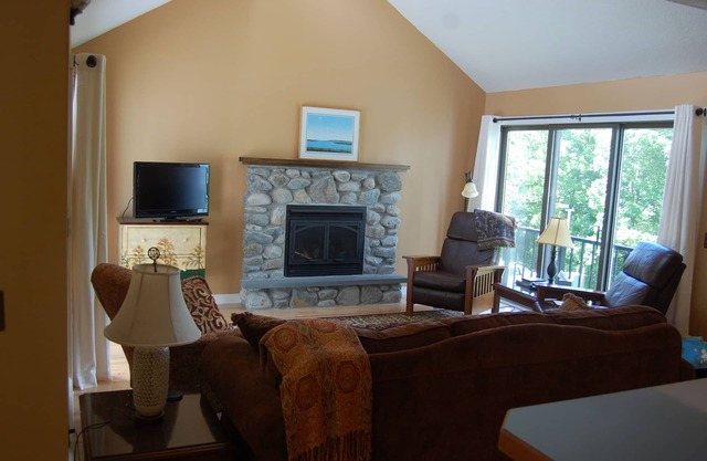 Esquí en / esquí fuera 3 + Bedroom Condo, capacidad 9+