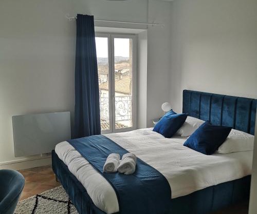 Suite Mermoz -T3- Belle vue - Billard-wifi-Vélo