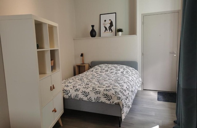 Suite Orphelins 2 (rdc)