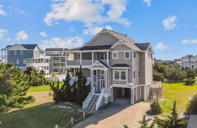 Oceanside Dog Friendly w/ Private Pool, Hot Tub, Elevator, Media and Game Rooms