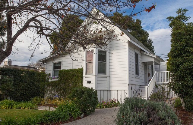 Summerland Stagecoach Cottage - Un tesoro histórico en Summerland