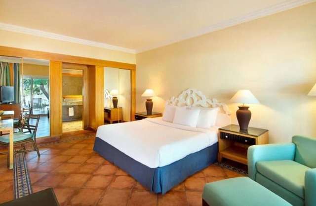 Sun-Kissed Shores & All-Day Dining Included l 4 Spacious Suites, Pools & Spa