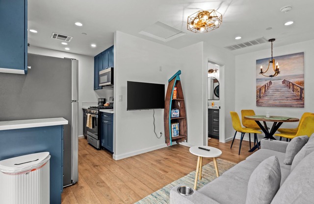 Casita Near Universities, College, Shopping, Restaurants