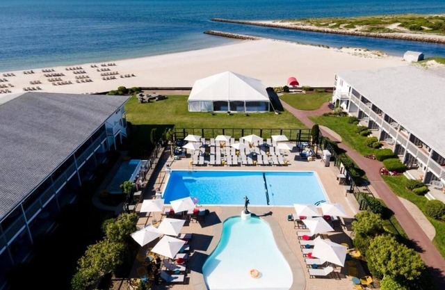 Sunny Beachfront Room w/ Pool View:Family Fun w/ Pool & Scenic Afternoon Stroll