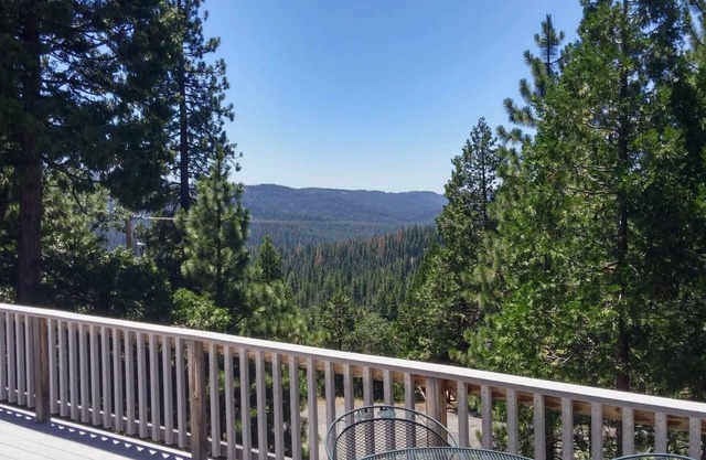 Cabina con vista al sol cerca del lago Pinecrest y esquí de Dodge Ridge - ¡Camina en bicicleta y explora!