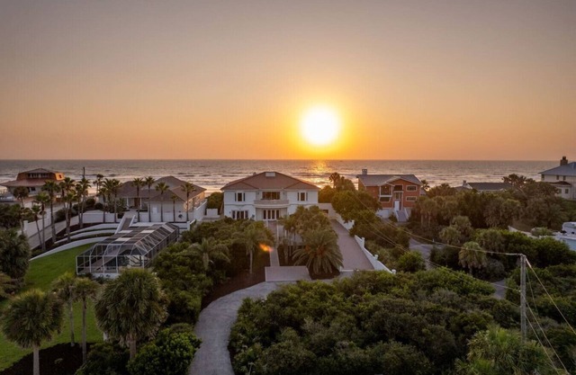 Sunrise at the Beach | Luxury Oceanfront Escape