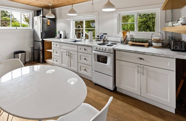 Sunrise Beach Retreat