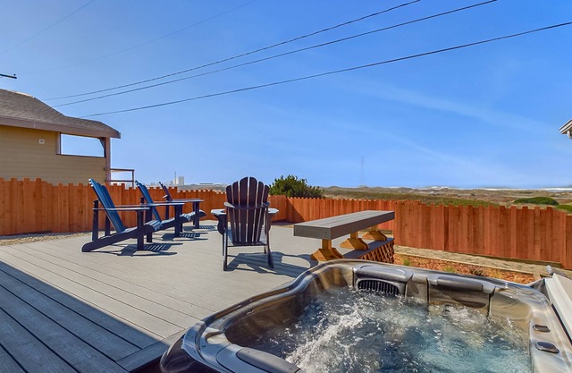 Sunset Bliss, Oceanview, Luxury, Hot Tub