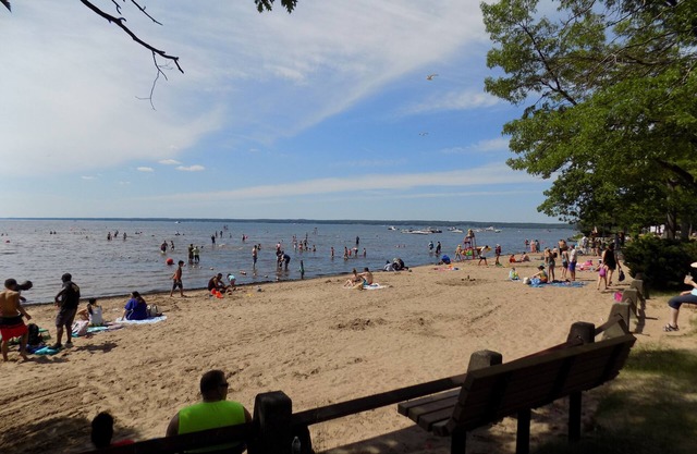 ¡UBICACIÓN! ¡UBICACIÓN! ¡UBICACIÓN! Puestas de sol y relajación en el pintoresco lago Oneida