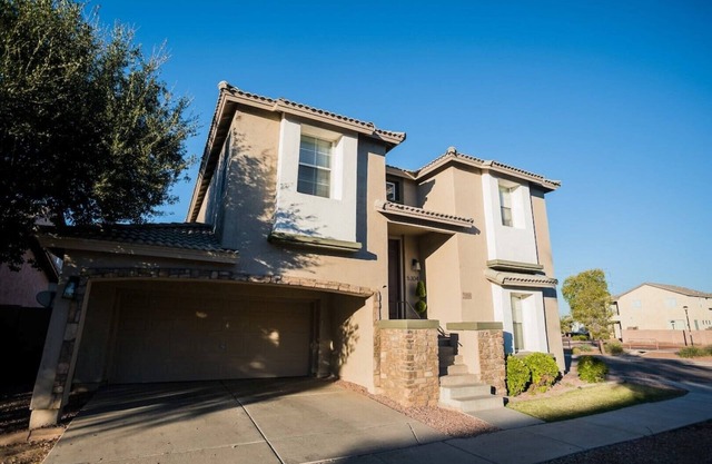 Super Bowl Desert Oasis* Perfect for Groups