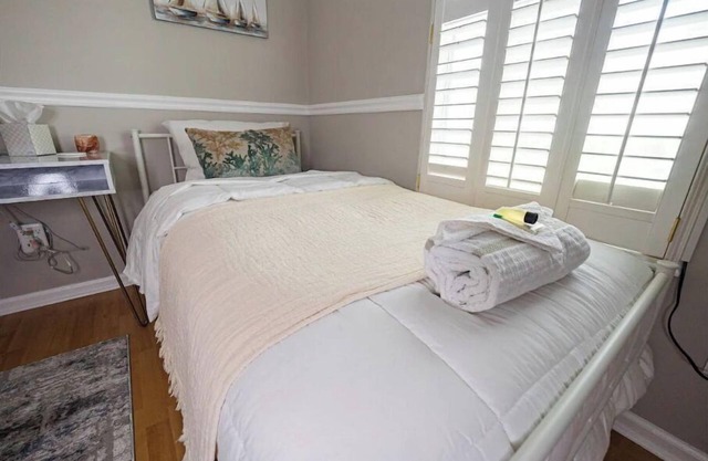 Super Clean Fantastic Pool Home Near Everything