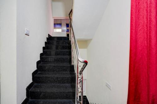 Super Hotel O RK RESIDENCEY