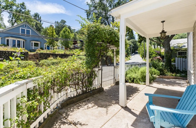 CASA RURAL CON ENCANTO - ES UNA ALMOHADILLA MARAVILLOSA - 1 BLOQUEO A DWNTWN PLACERVILLE