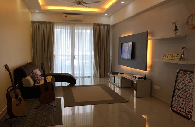 Súper espacioso condominio con 2 Aparcamiento