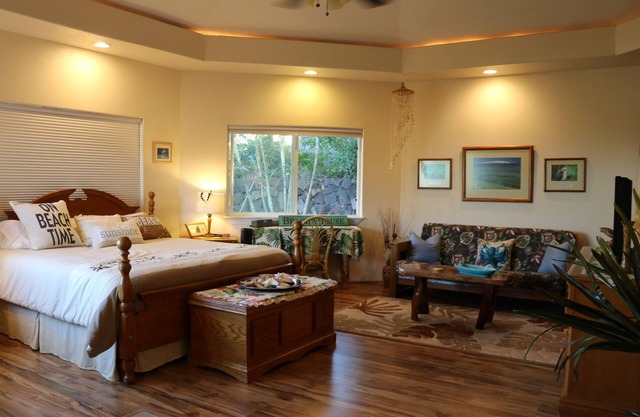 SUPER ESPACIO! Entrada de privacidad. Cómodo y acogedor. ¡Callado y pacífico!