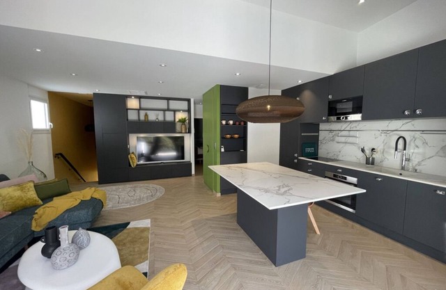 Superb apartment close to the sea