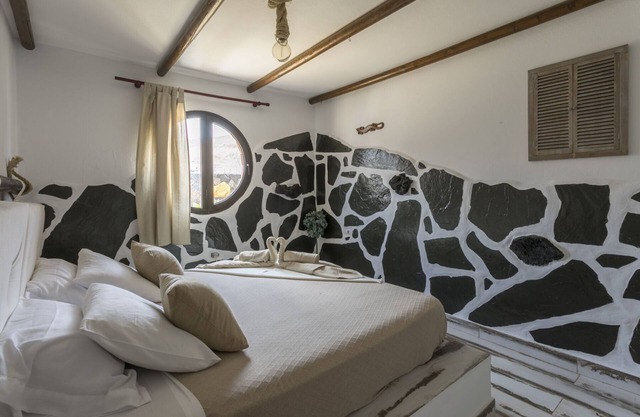 Magnífico apartamento con jardín con vistas a las montañas.