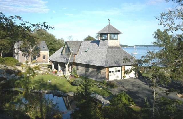 Exquisita casa frente al mar