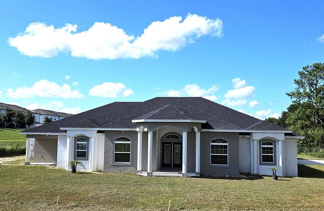 Sweetie's Cozy 2-bedroom apartment with pool, AC, WiFi in charming Davenport