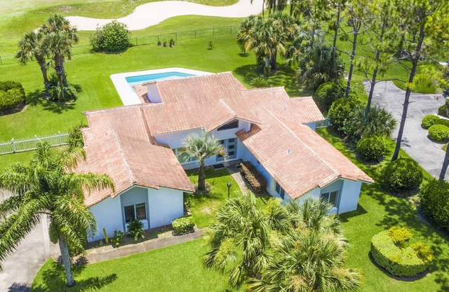 SWISS 31 - Campo de golf