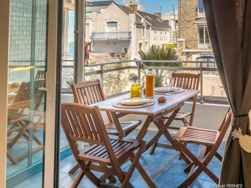 T1 bis Larmor-Plage, accès plage, 4 pers, WiFi - FR-1-349-181